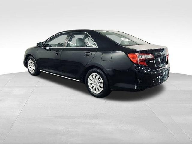 2014 Toyota Camry Vehicle Photo in MEDINA, OH 44256-9631