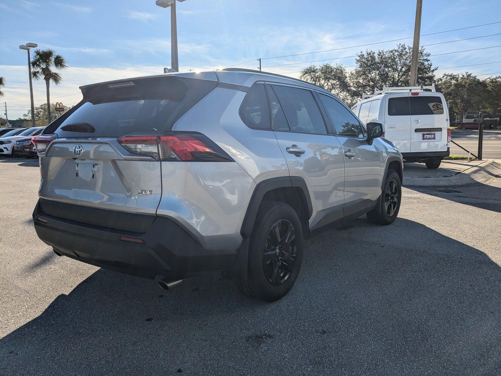 2020 Toyota RAV4 Vehicle Photo in Winter Park, FL 32792