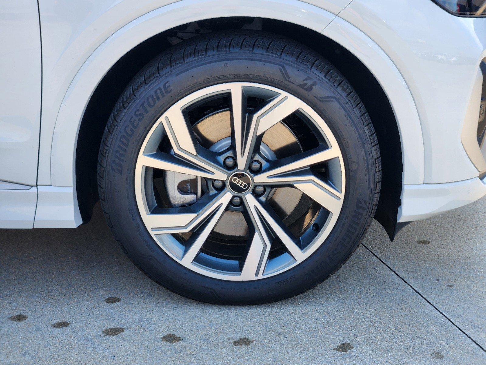 2024 Audi Q4 e-tron Sportback Vehicle Photo in SUGAR LAND, TX 77478