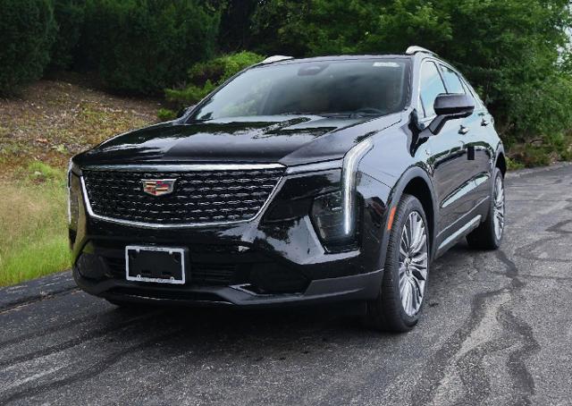 Select 2024 Cadillac XT4