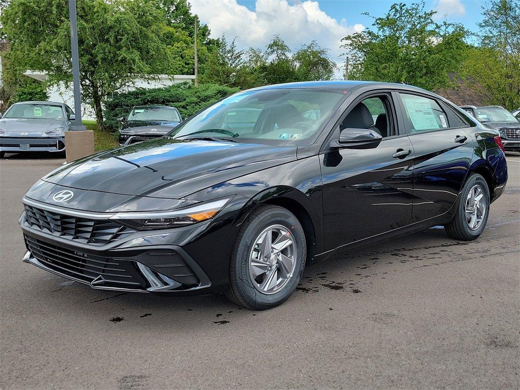 2024 Hyundai ELANTRA Vehicle Photo in Muncy, PA 17756