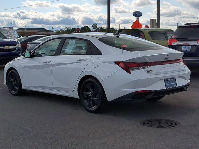 2021 Hyundai ELANTRA Vehicle Photo in Merrillville, IN 46410-5311