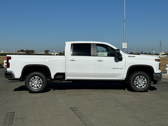 2024 Chevrolet Silverado 3500 HD Vehicle Photo in PITTSBURG, CA 94565-7121