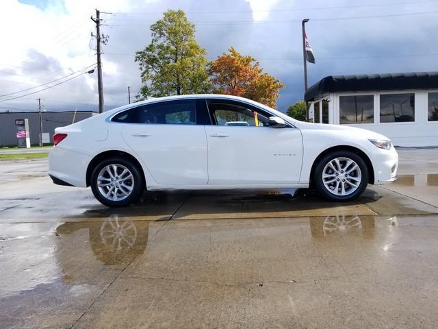 2017 Chevrolet Malibu Vehicle Photo in ELYRIA, OH 44035-6349