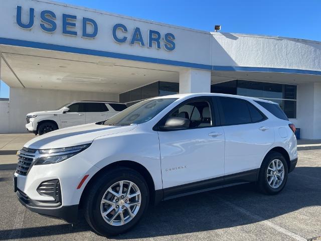 2023 Chevrolet Equinox Vehicle Photo in VENTURA, CA 93003-8585