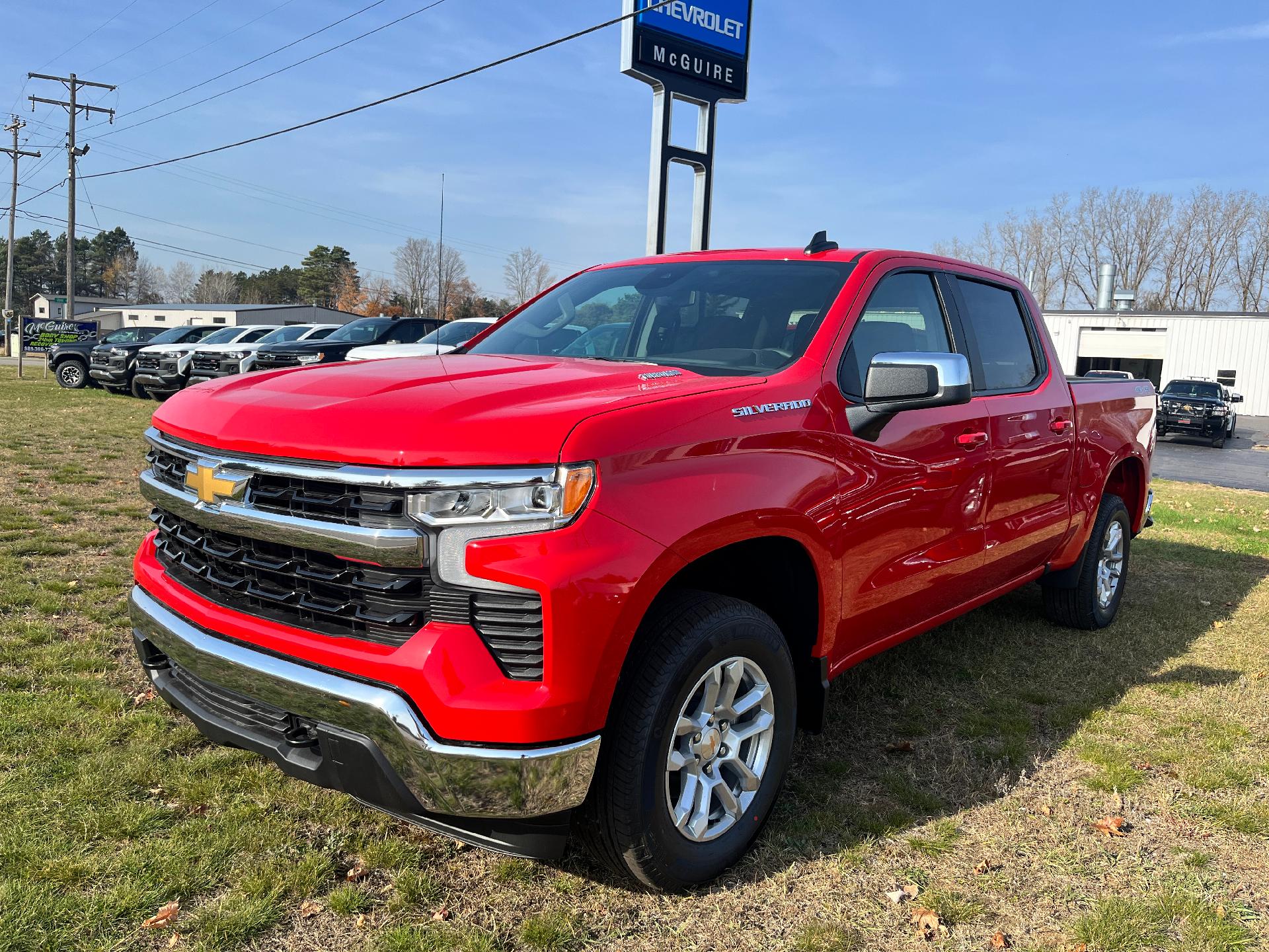 2025 Chevrolet Silverado 1500 Vehicle Photo in CLARE, MI 48617-9414