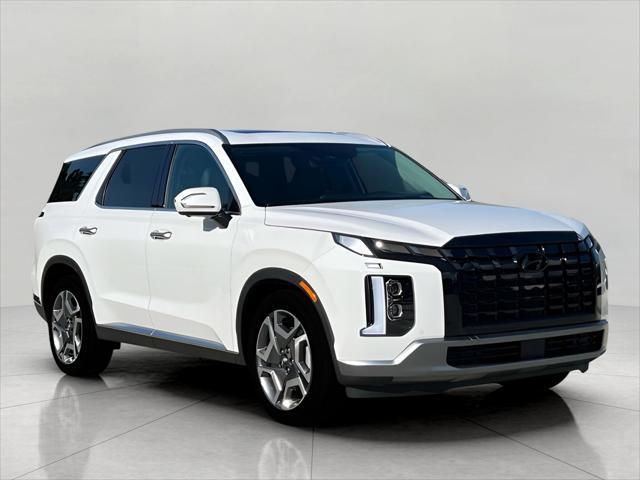 2025 Hyundai PALISADE Vehicle Photo in Green Bay, WI 54304