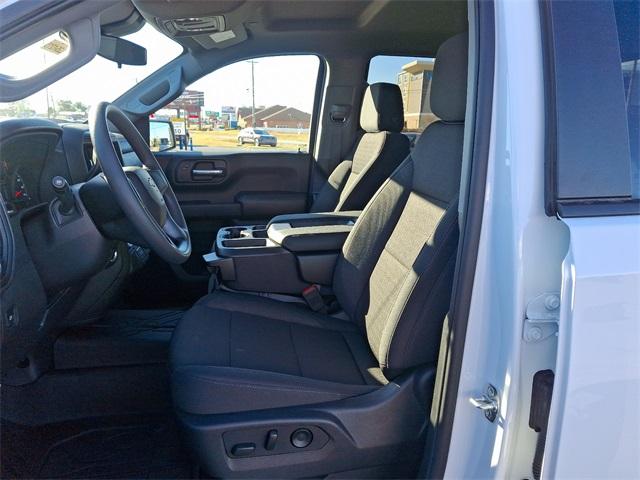 2025 Chevrolet Silverado 1500 Vehicle Photo in LEWES, DE 19958-4935