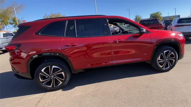 2025 Buick Enclave Vehicle Photo in GOODYEAR, AZ 85338-1310