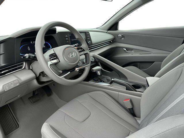 2024 Hyundai ELANTRA Vehicle Photo in O'Fallon, IL 62269