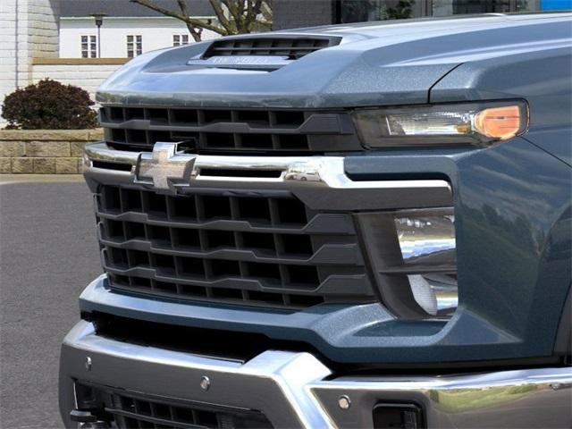 2025 Chevrolet Silverado 2500 HD Vehicle Photo in GRAND BLANC, MI 48439-8139