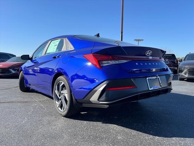 2025 Hyundai ELANTRA Vehicle Photo in O'Fallon, IL 62269