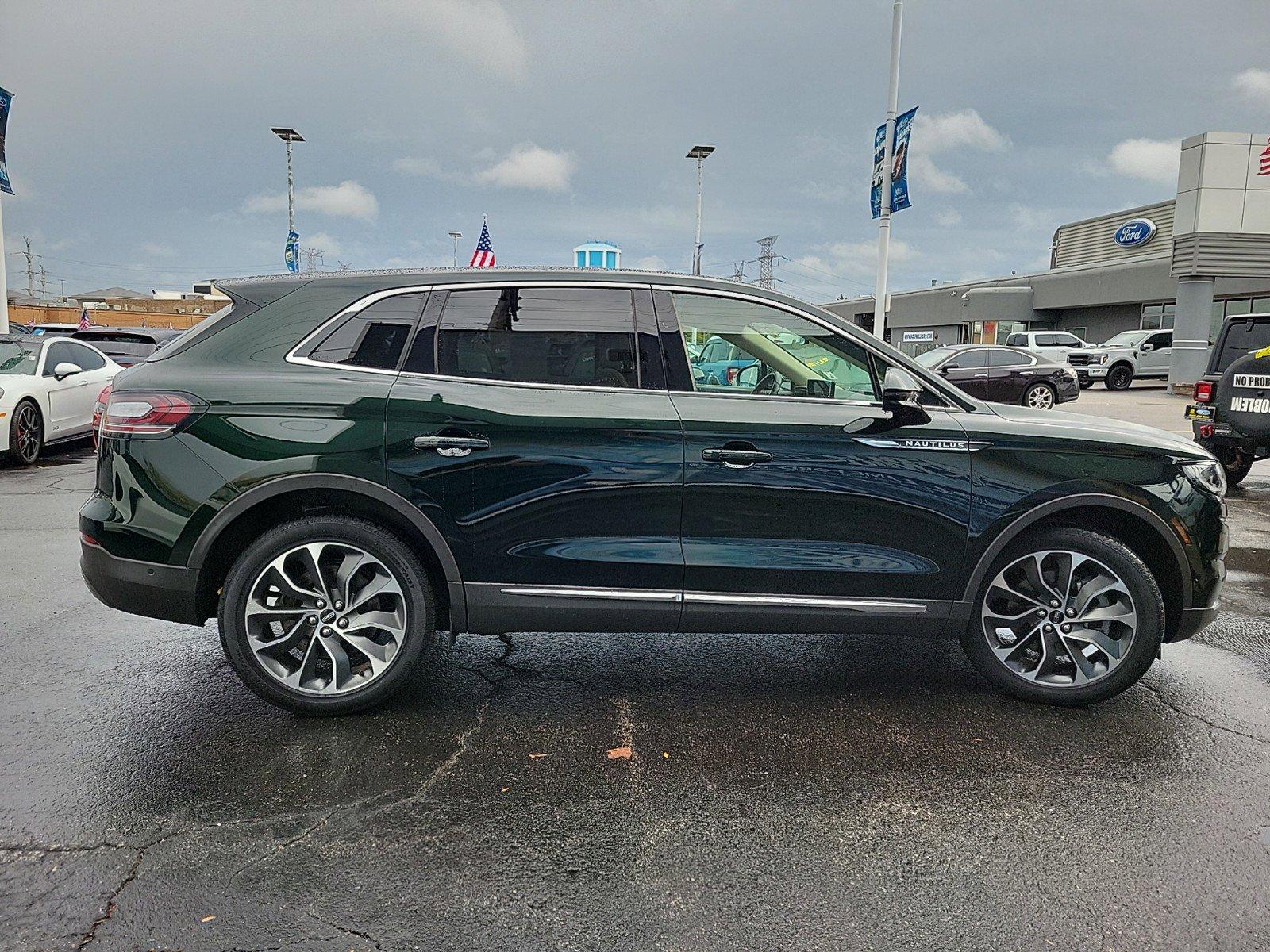 2021 Lincoln Nautilus Vehicle Photo in Saint Charles, IL 60174