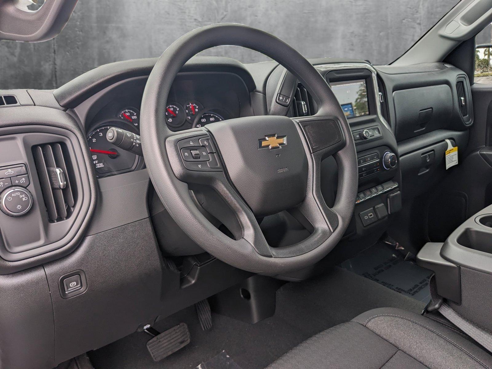 2025 Chevrolet Silverado 1500 Vehicle Photo in GREENACRES, FL 33463-3207