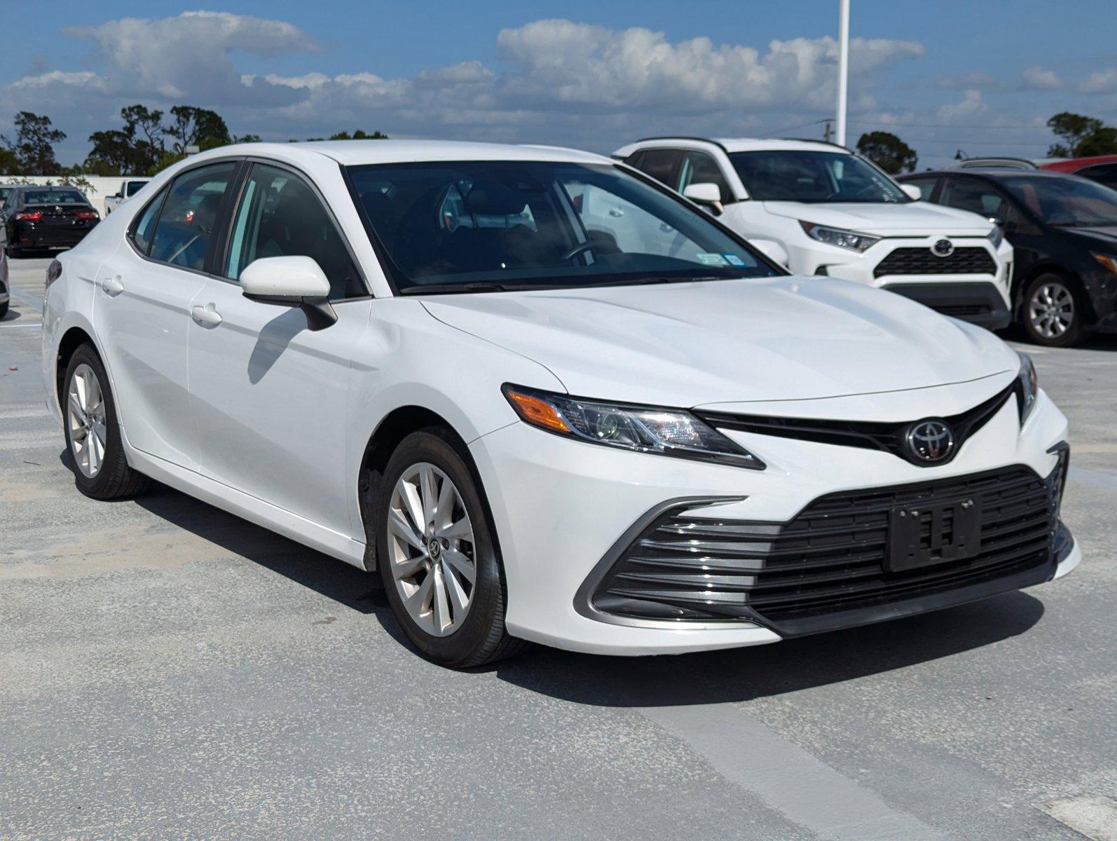 2022 Toyota Camry Vehicle Photo in Ft. Myers, FL 33907