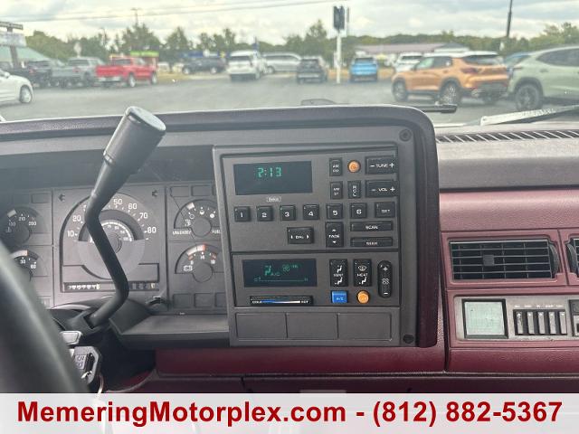 1989 Chevrolet 1/2 Ton Pickups Vehicle Photo in VINCENNES, IN 47591-5519