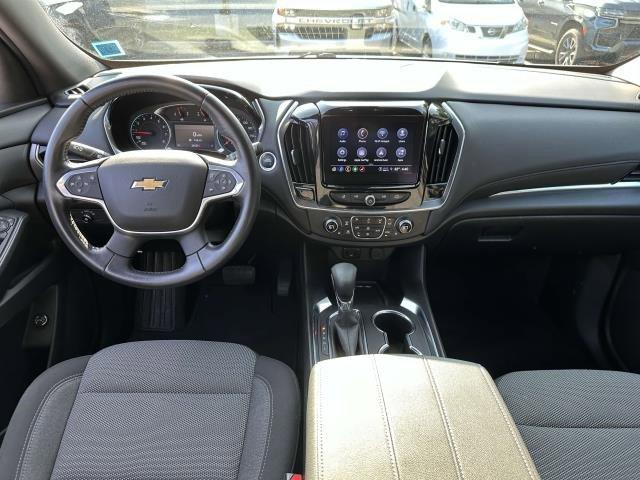 2022 Chevrolet Traverse Vehicle Photo in SAINT JAMES, NY 11780-3219