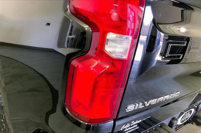 2023 Chevrolet Silverado 1500 Vehicle Photo in Kansas City, MO 64114