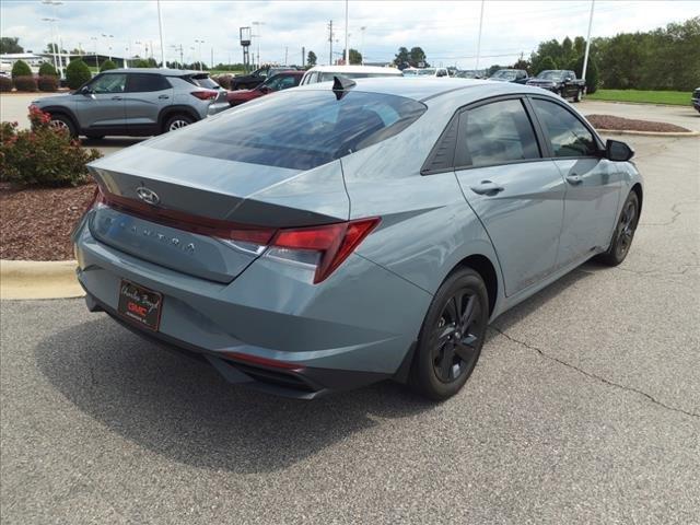 2022 Hyundai Elantra Vehicle Photo in HENDERSON, NC 27536-2966