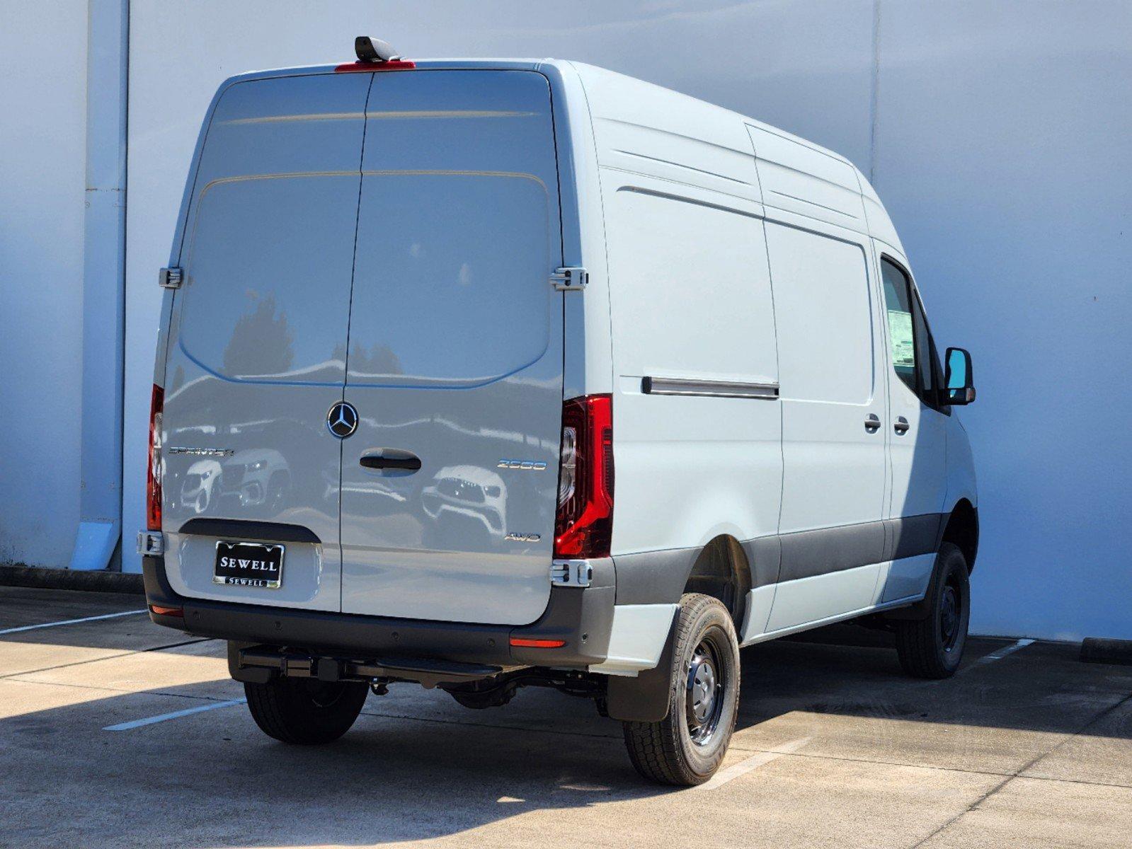 2025 Mercedes-Benz Sprinter Cargo Van Vehicle Photo in HOUSTON, TX 77079