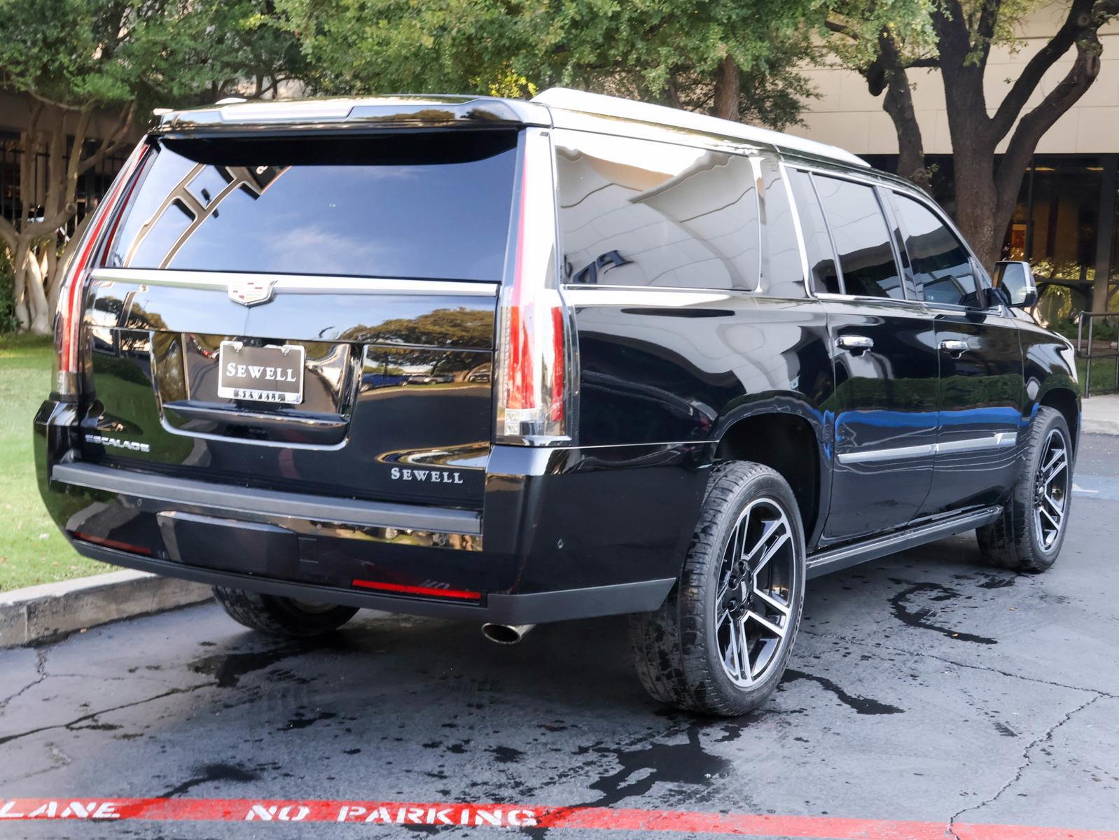 2019 Cadillac Escalade ESV Vehicle Photo in DALLAS, TX 75209-3095