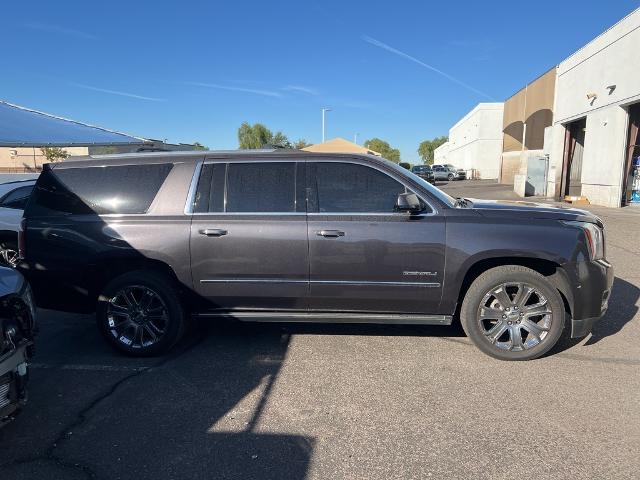 2016 GMC Yukon XL Vehicle Photo in GOODYEAR, AZ 85338-1310