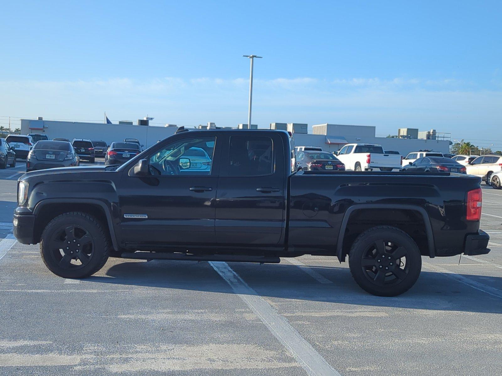 2017 GMC Sierra 1500 Vehicle Photo in Ft. Myers, FL 33907