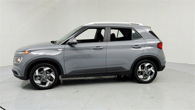 Used 2022 Hyundai Venue SEL with VIN KMHRC8A33NU184111 for sale in Dearborn, MI