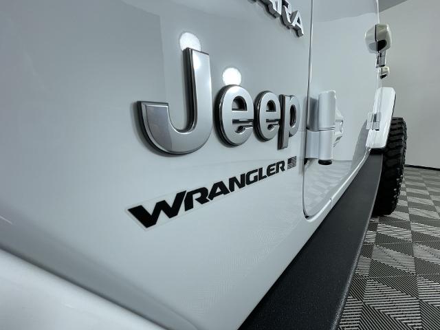 2023 Jeep Wrangler Vehicle Photo in GILBERT, AZ 85297-0402