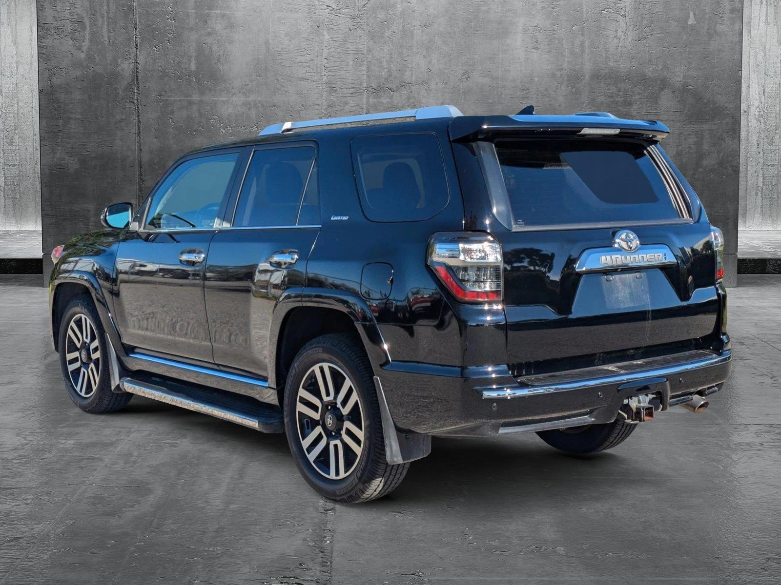 2016 Toyota 4Runner Vehicle Photo in Sarasota, FL 34231