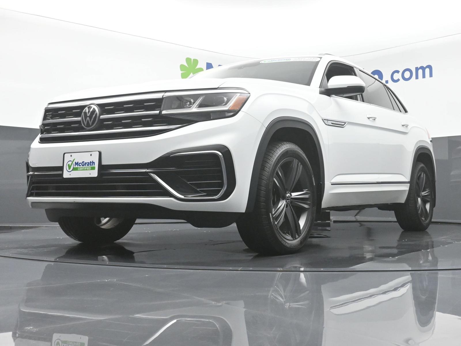 2020 Volkswagen Atlas Cross Sport Vehicle Photo in Marion, IA 52302