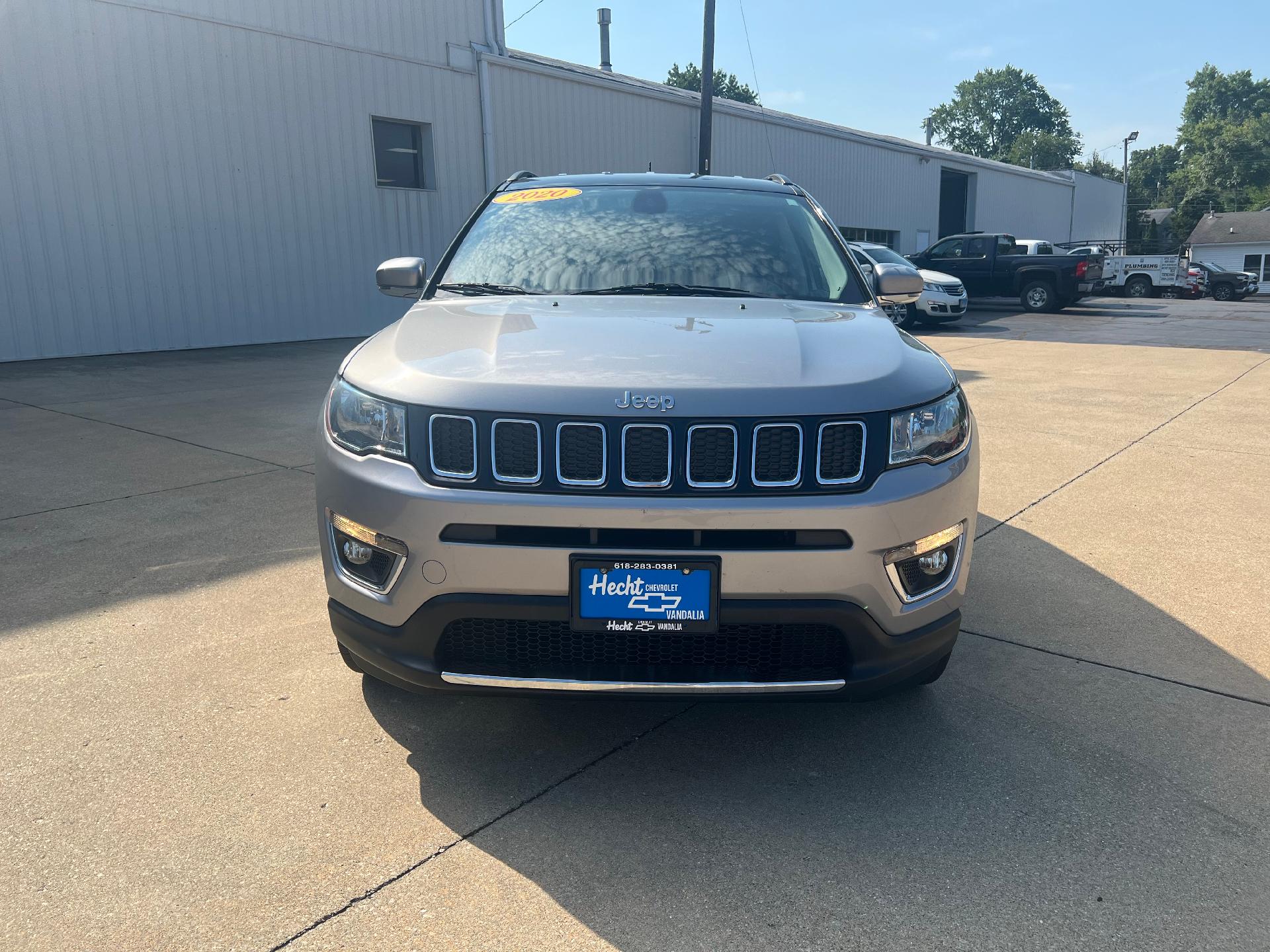 Used 2020 Jeep Compass Limited with VIN 3C4NJDCB1LT209391 for sale in Vandalia, IL