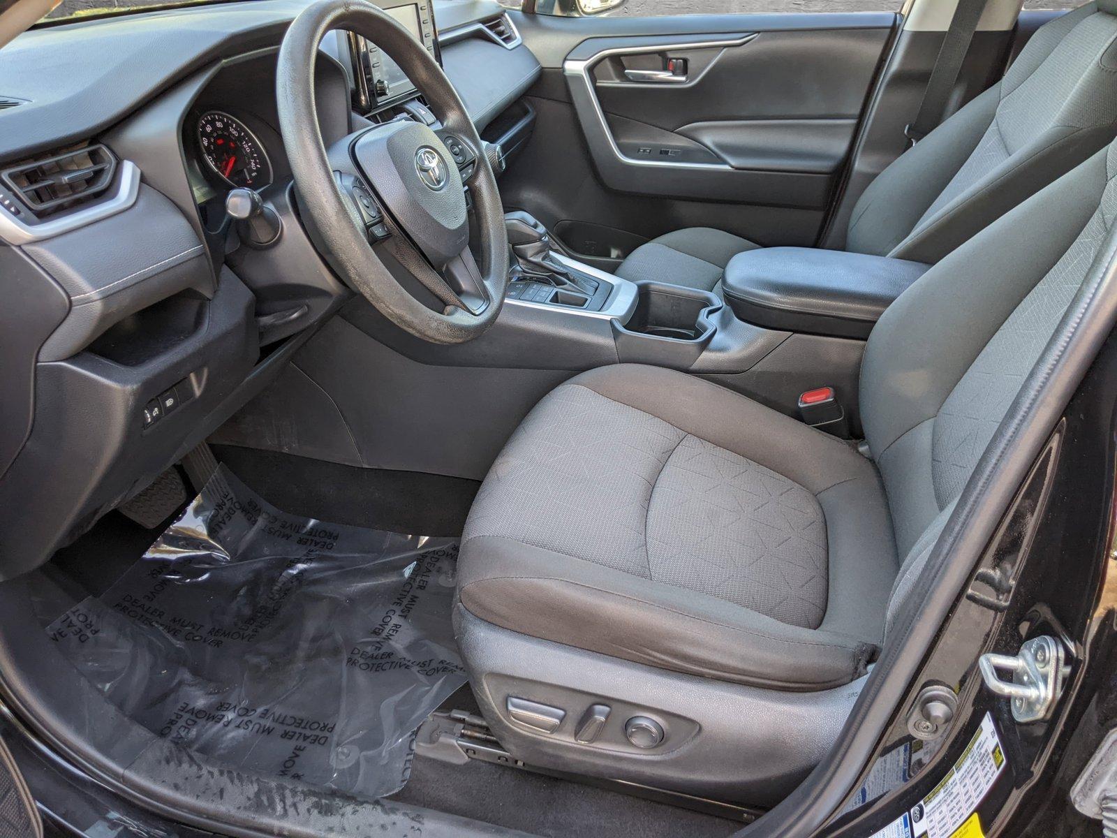 2022 Toyota RAV4 Vehicle Photo in Pembroke Pines , FL 33084