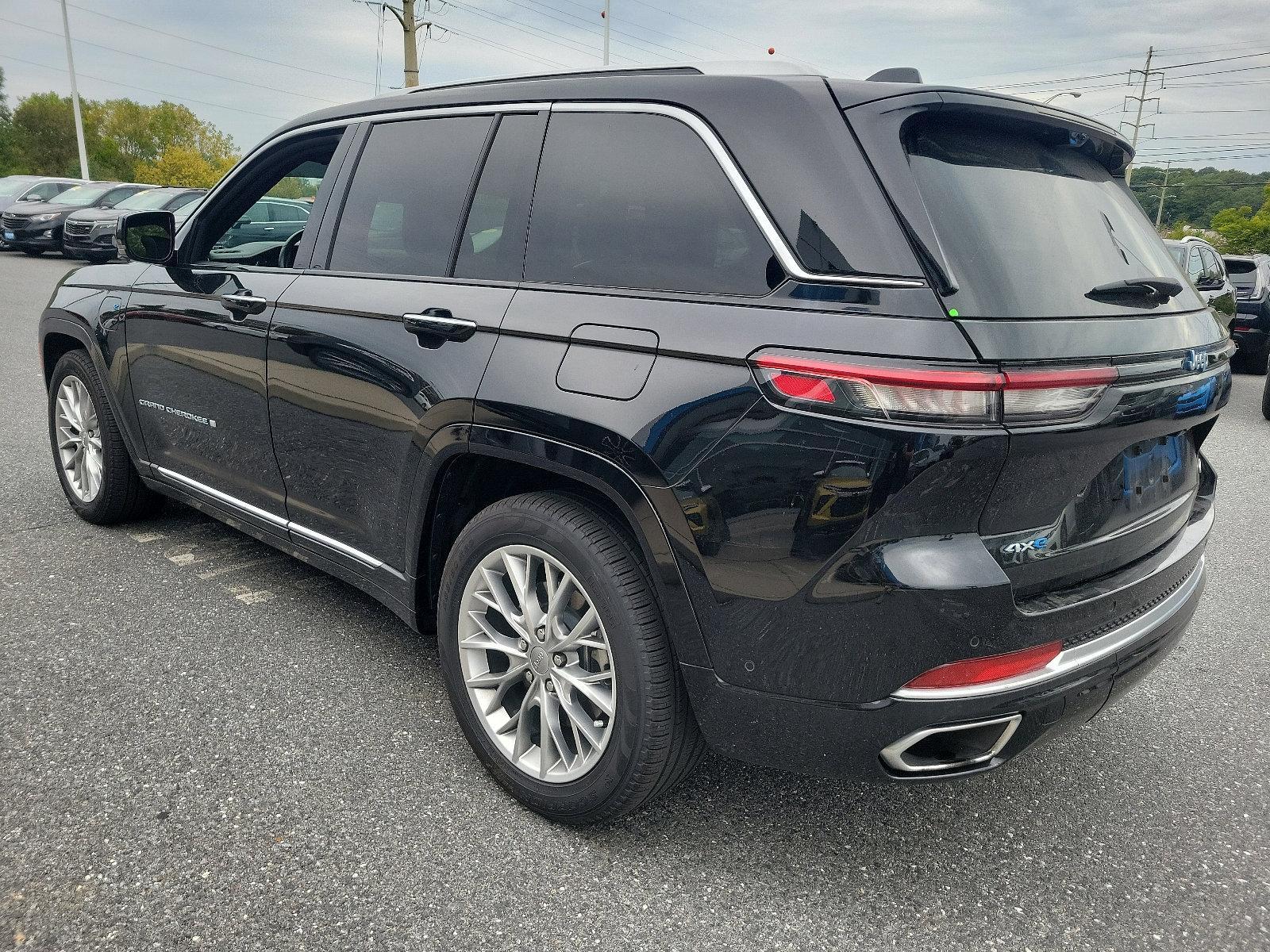 2023 Jeep Grand Cherokee 4xe Vehicle Photo in BETHLEHEM, PA 18017-9401