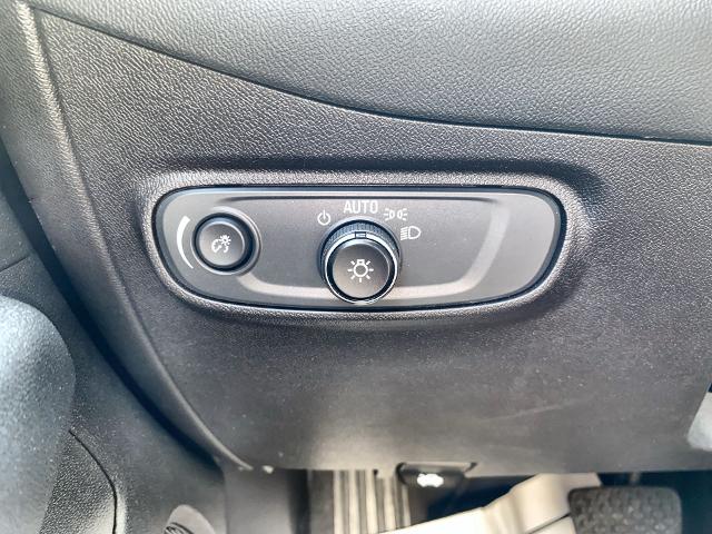 2022 Chevrolet Equinox Vehicle Photo in PONCA CITY, OK 74601-1036