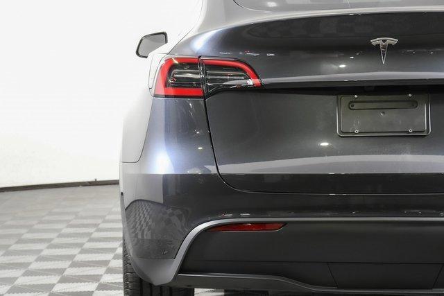 2024 Tesla Model Y Vehicle Photo in PUYALLUP, WA 98371-4149