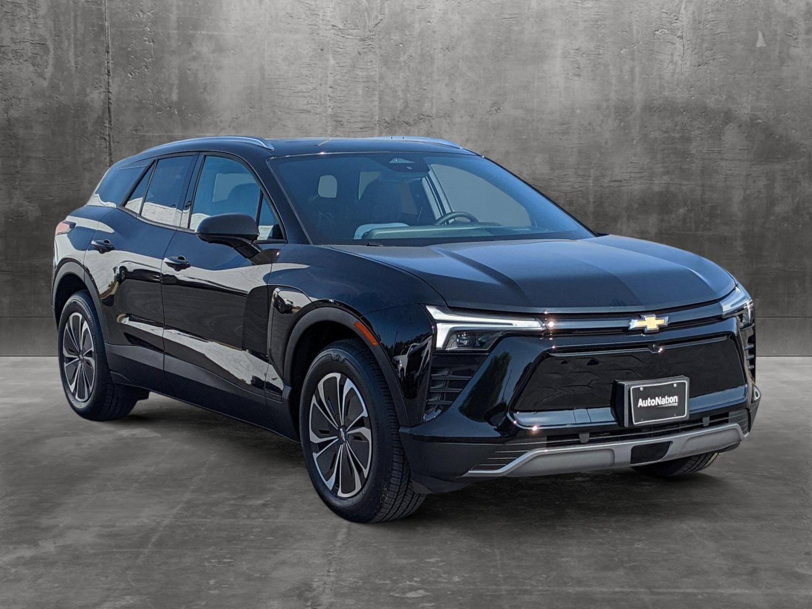 2024 Chevrolet Blazer EV Vehicle Photo in VALENCIA, CA 91355-1705