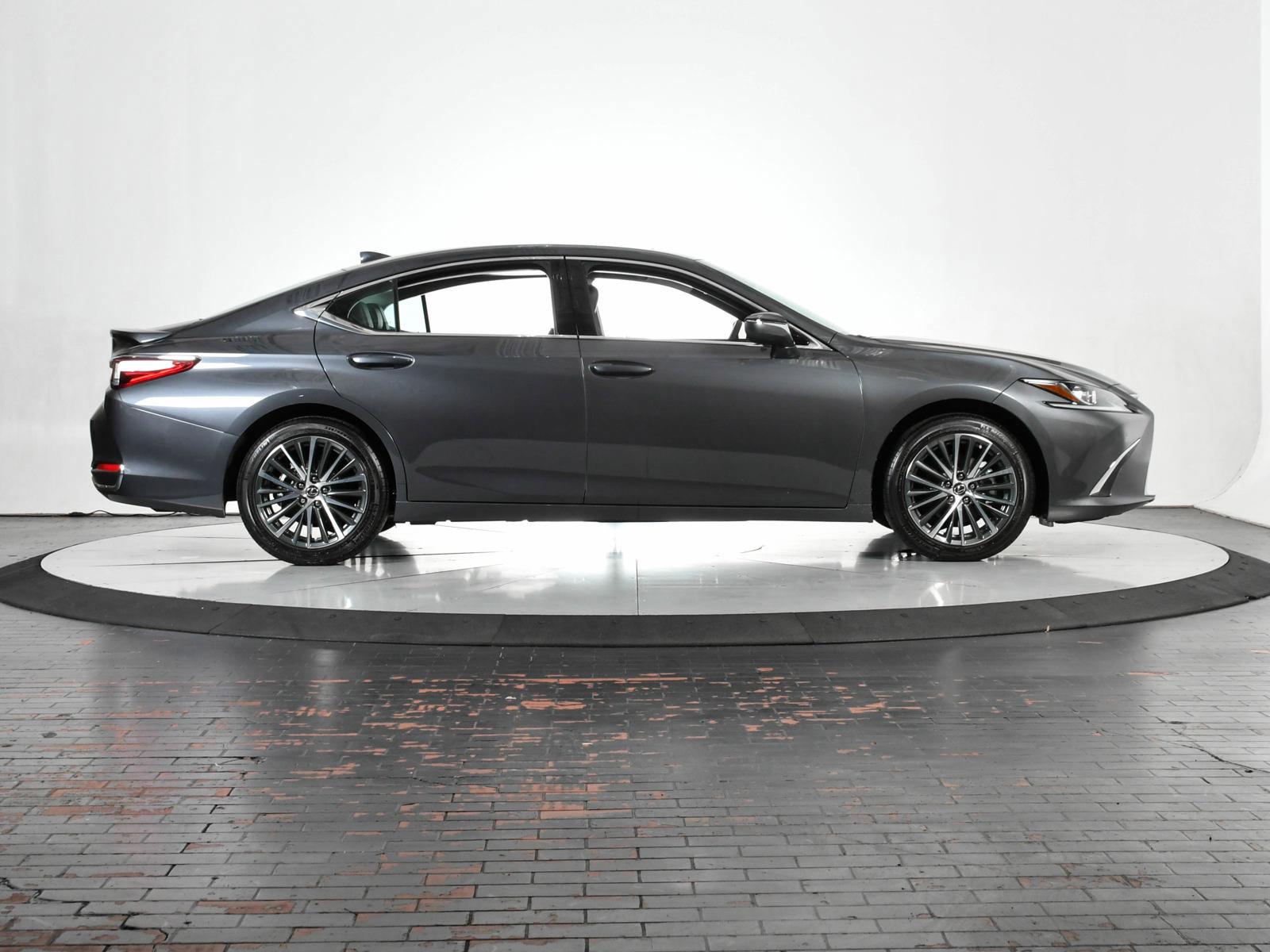 2025 Lexus ES 300h Vehicle Photo in DALLAS, TX 75235