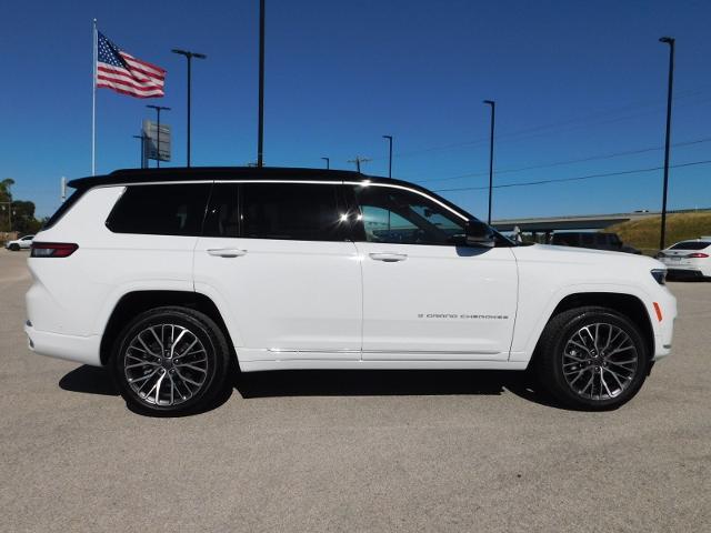 2025 Jeep Grand Cherokee L Vehicle Photo in Gatesville, TX 76528