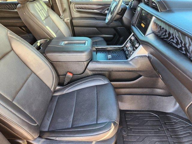 2023 GMC Yukon XL Vehicle Photo in SUGAR LAND, TX 77478-0000