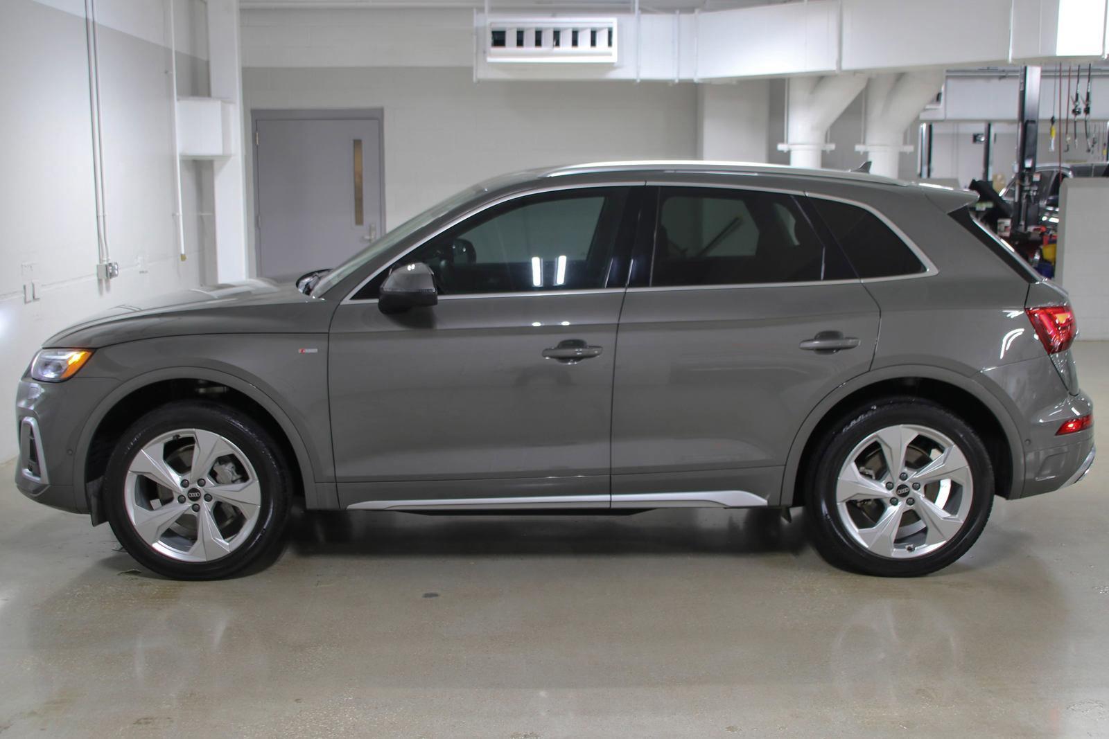 2023 Audi Q5 Vehicle Photo in SUGAR LAND, TX 77478