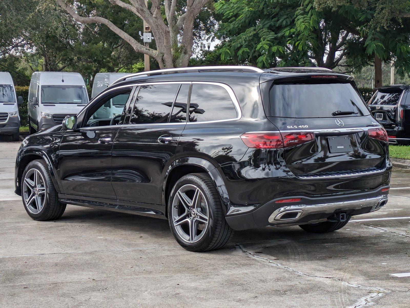 2024 Mercedes-Benz GLS Vehicle Photo in Coconut Creek, FL 33073