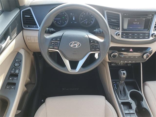 2016 Hyundai TUCSON Vehicle Photo in GRAND BLANC, MI 48439-8139