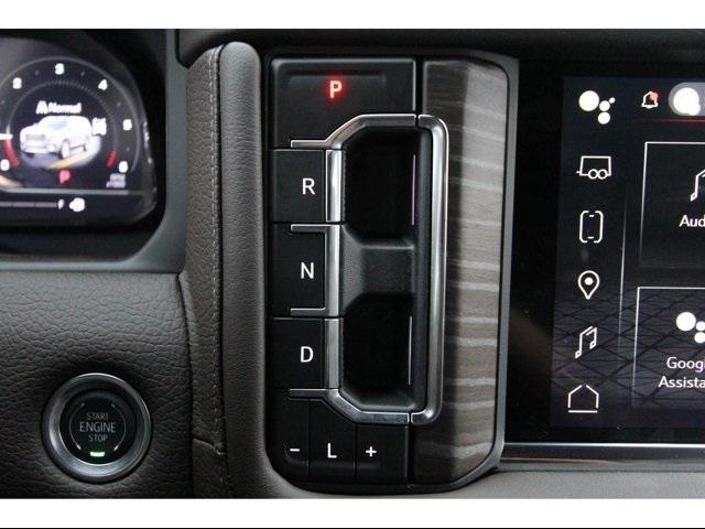 2024 GMC Yukon XL Vehicle Photo in ROSENBERG, TX 77471-5675