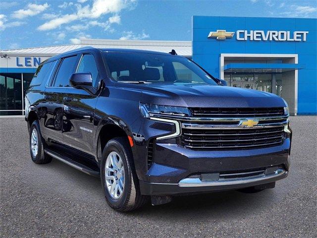 2023 Chevrolet Suburban Vehicle Photo in AURORA, CO 80011-6998