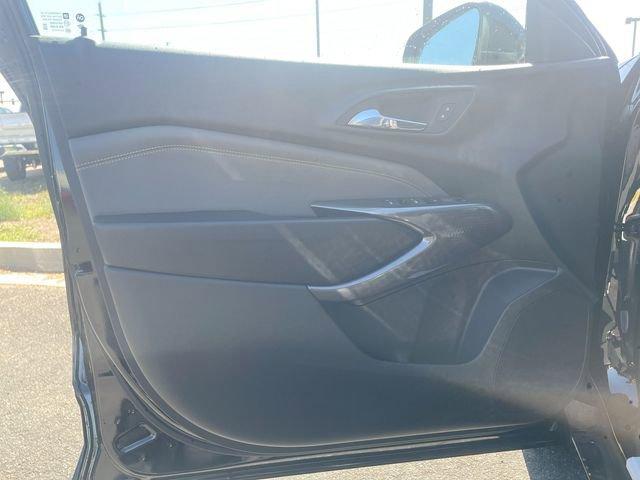 2025 Chevrolet Trax Vehicle Photo in GREELEY, CO 80634-4125