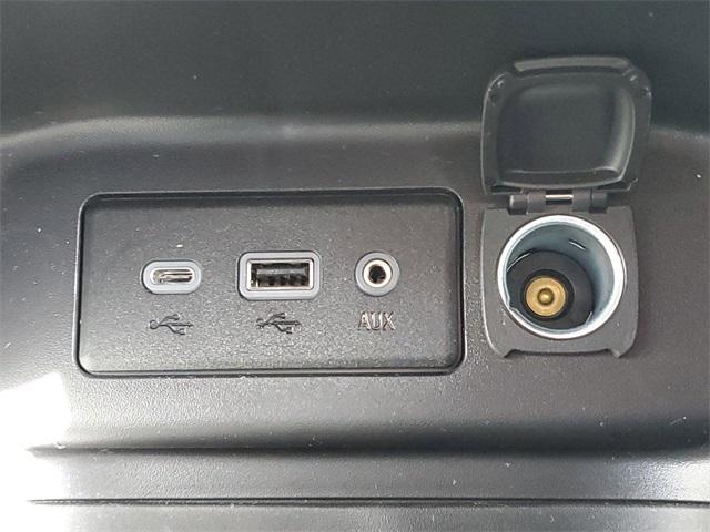 2023 Chevrolet Equinox Vehicle Photo in GRAND BLANC, MI 48439-8139