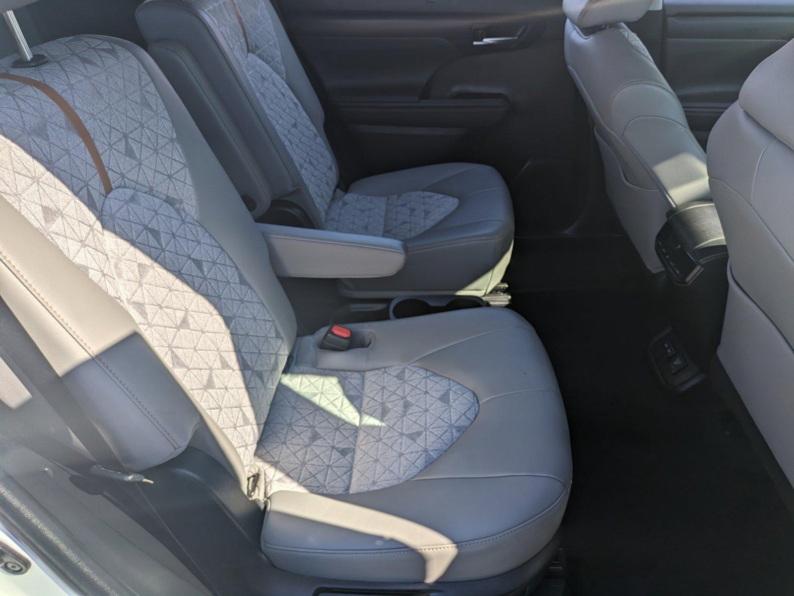 2023 Toyota Highlander Vehicle Photo in Maitland, FL 32751