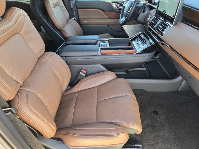 2024 Lincoln Navigator Vehicle Photo in Stephenville, TX 76401-3713