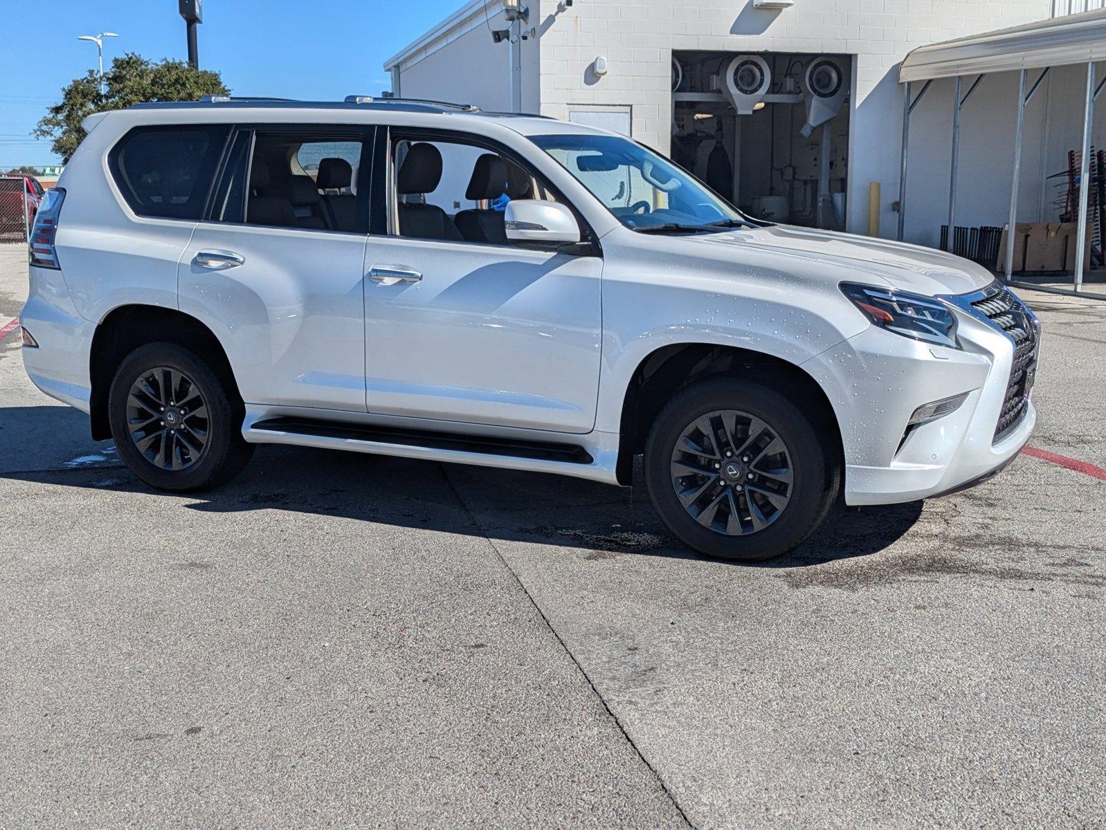 2023 Lexus GX 460 Vehicle Photo in Corpus Christi, TX 78415